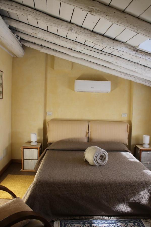 L'Oleandro Sul Lago D'Iseo B&B 술자노 외부 사진